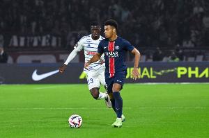 RMC：巴黎尚未计划与杜埃谈判续约，但对他非常满意